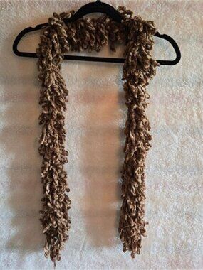 Henri Bendel Chunky Brown Knit Scarf